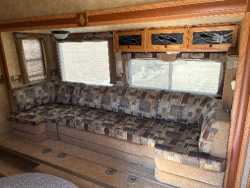 FIFTH WHEEL CAMPER