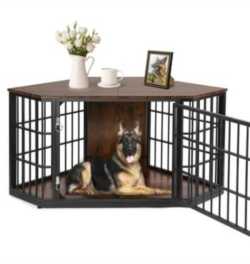 Corner pet crate/table