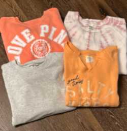(4) Sweatshirts Size Lrg
