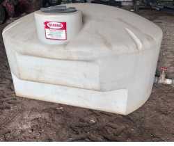350 Gallon water tank 