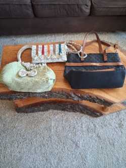 3 purses