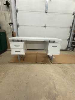 Desk for sale. 