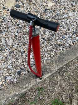 Bicycle pump for sale 