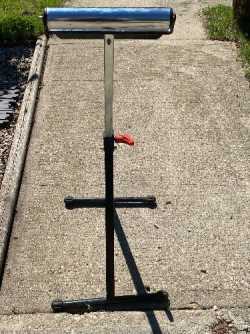 Roller stand