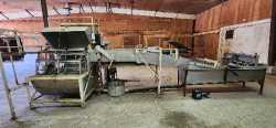 Honey extracter 