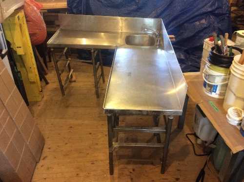 Steel L-Shaped Counter