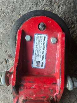 Air shocker hitch