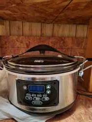 Slow cooker