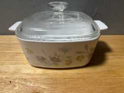 Corningware dish 