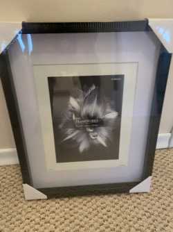 8x10 new frame for sale