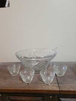 Punch bowl set