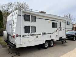 Vanguard Fifth Wheel RV