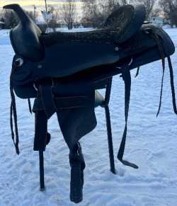 Western Saddle 18” 