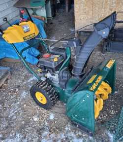 Yardworks Snowblower 