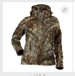 Woman’s camo jacket 
