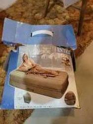 Blow up mattress