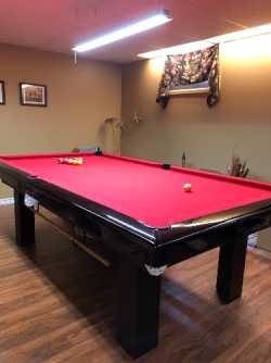 POOL TABLE