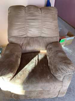 Beige recliner  chair